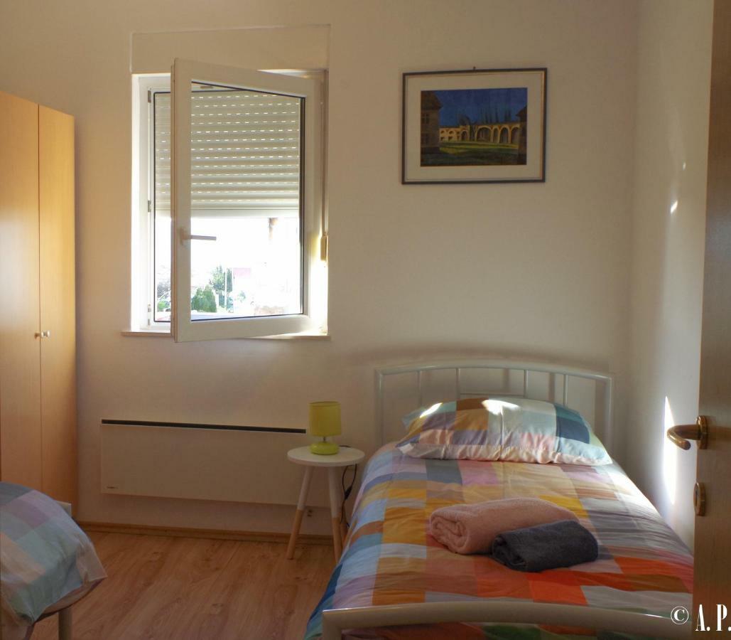 Konavle Sandra Apartments מראה חיצוני תמונה