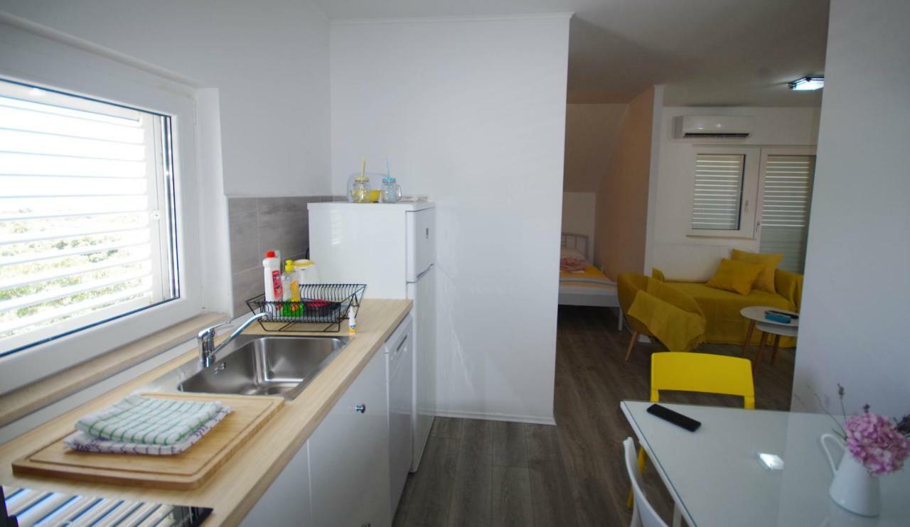Konavle Sandra Apartments מראה חיצוני תמונה